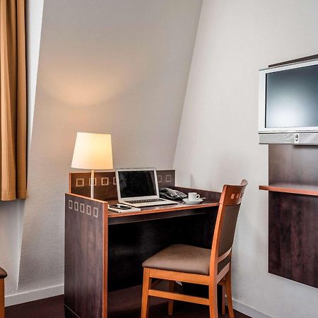 Aparthotel Adagio Access Paris Porte De Charenton Esterno foto
