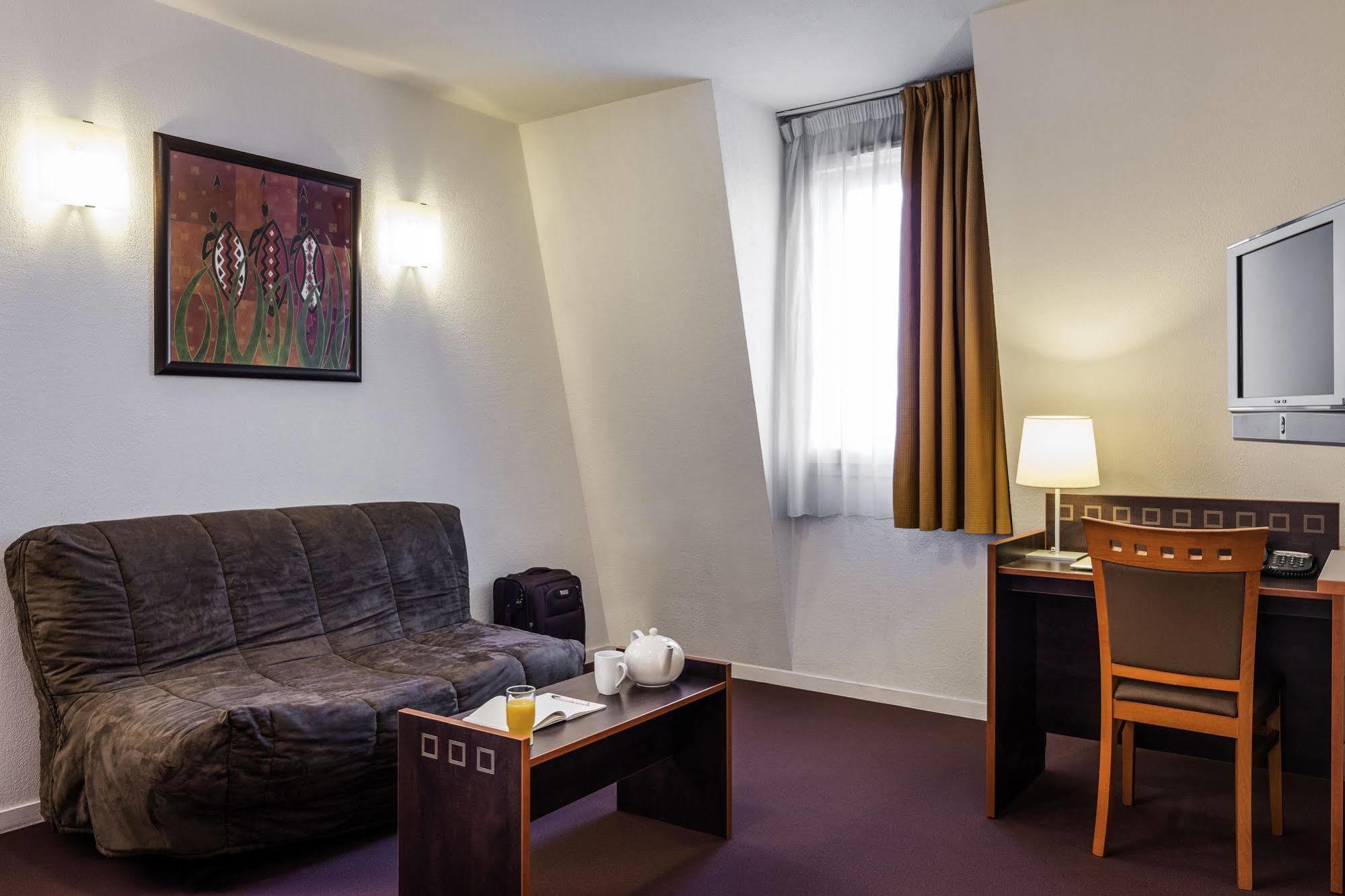 Aparthotel Adagio Access Paris Porte De Charenton Esterno foto